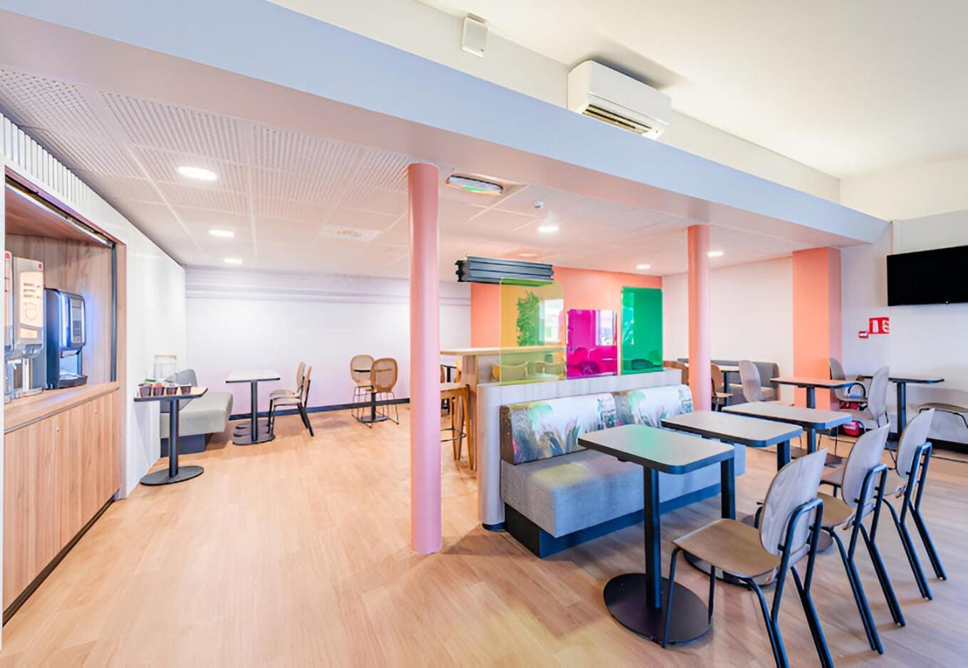 B&B Hotel Strasbourg Aeroport Holtzheim Kültér fotó